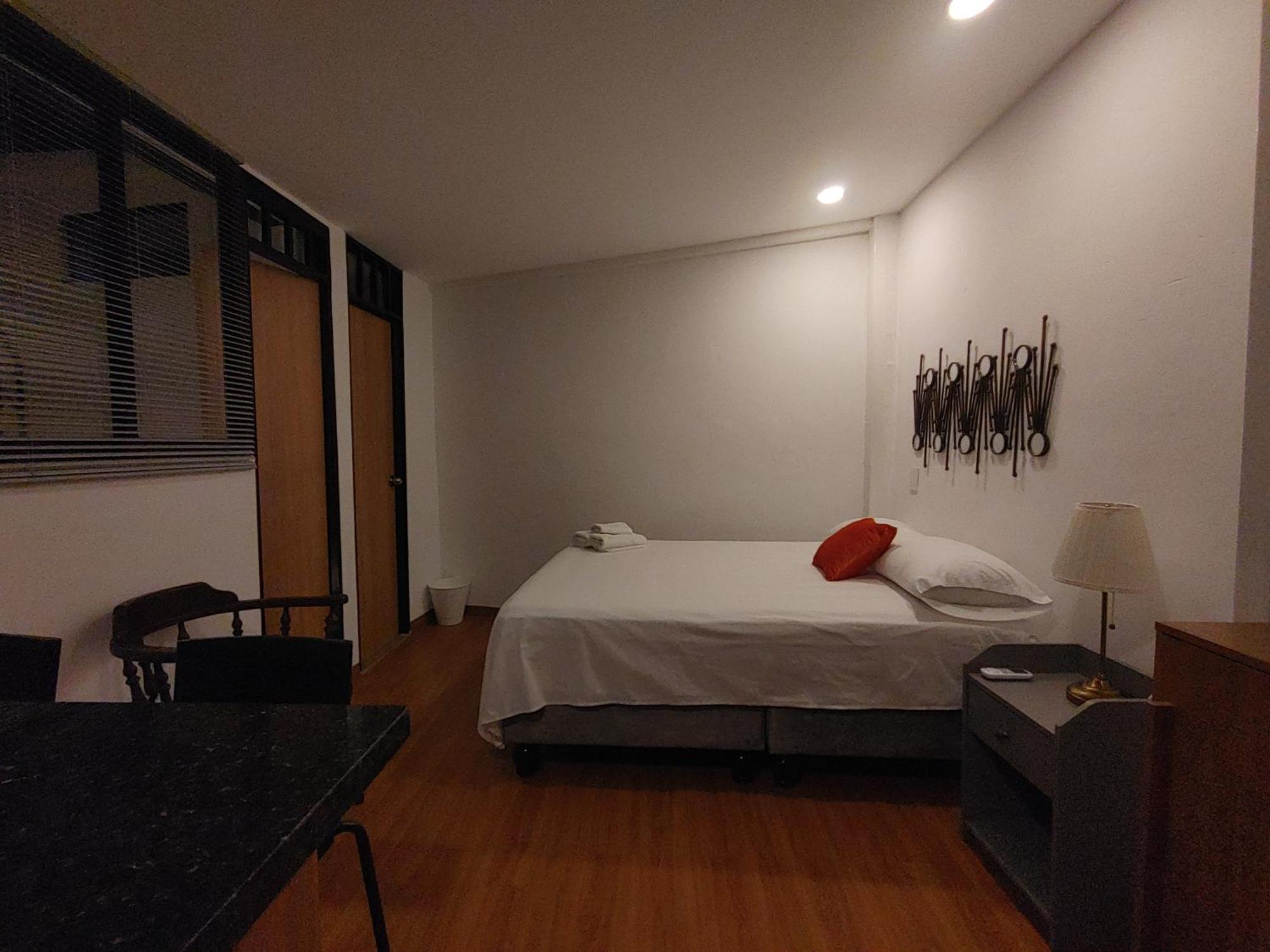 Casa Blanca San Antonio Hostal Boutique Калі Номер фото